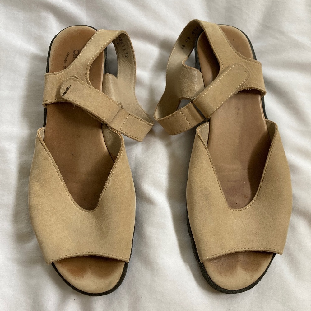 ARCHE SANDALS